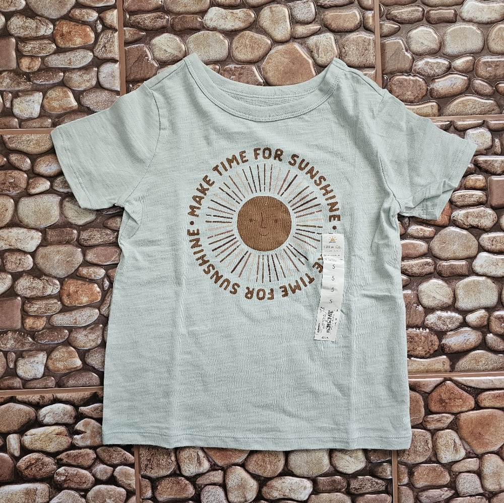 Little Co Kid's shirt size 5